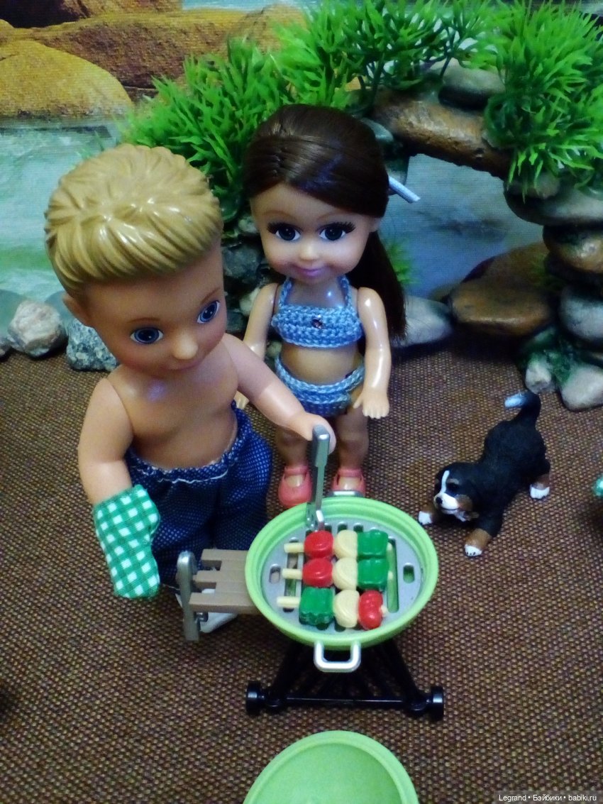 Маленькие луренцы: пикник на побережье