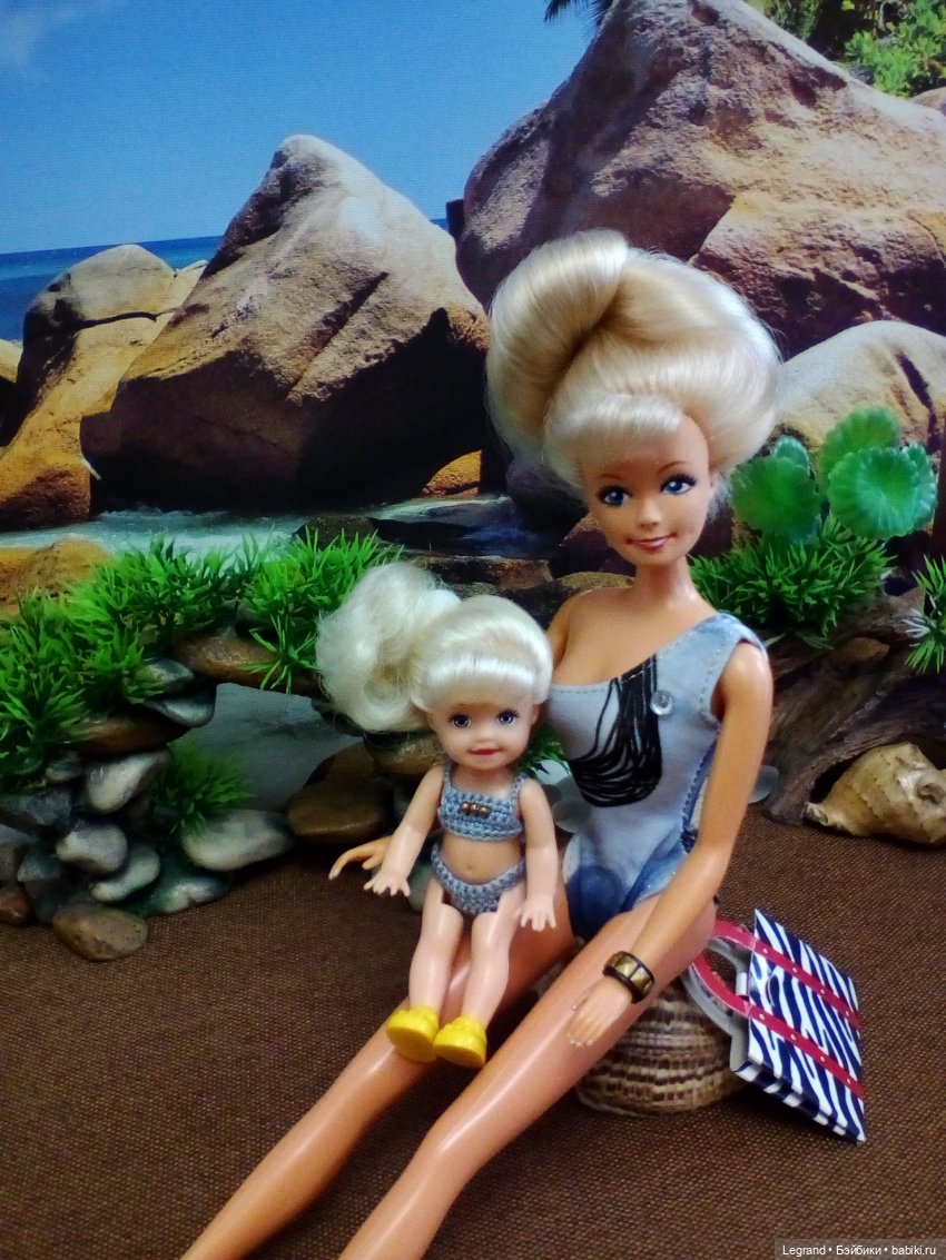 Лурения. Пляж. Анни-Фрид и дети