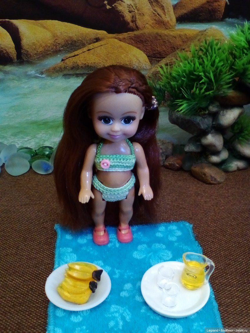 Лурения. Пляж. Анни-Фрид и дети