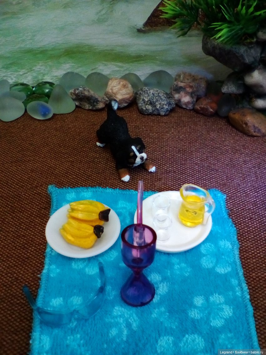 Лурения. Пляж. Анни-Фрид и дети