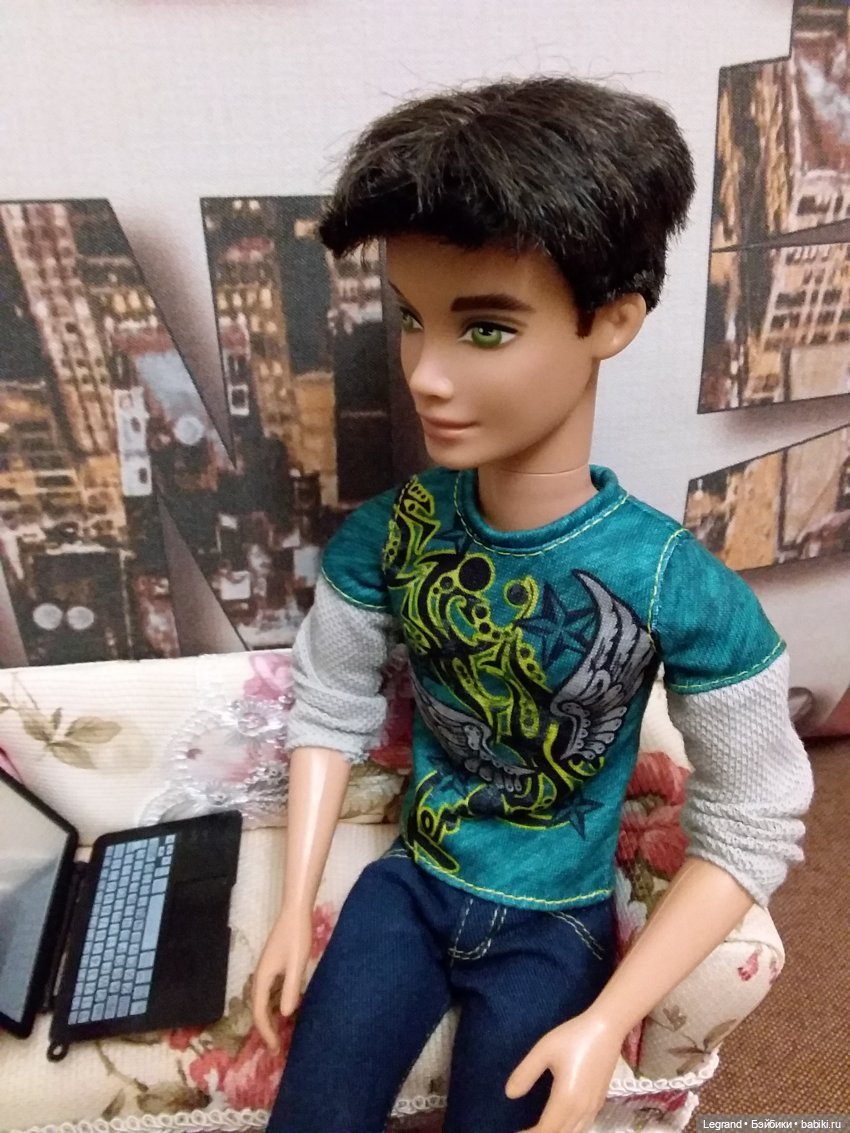 Бокал поднимаю за девушек Стихи Эллиса