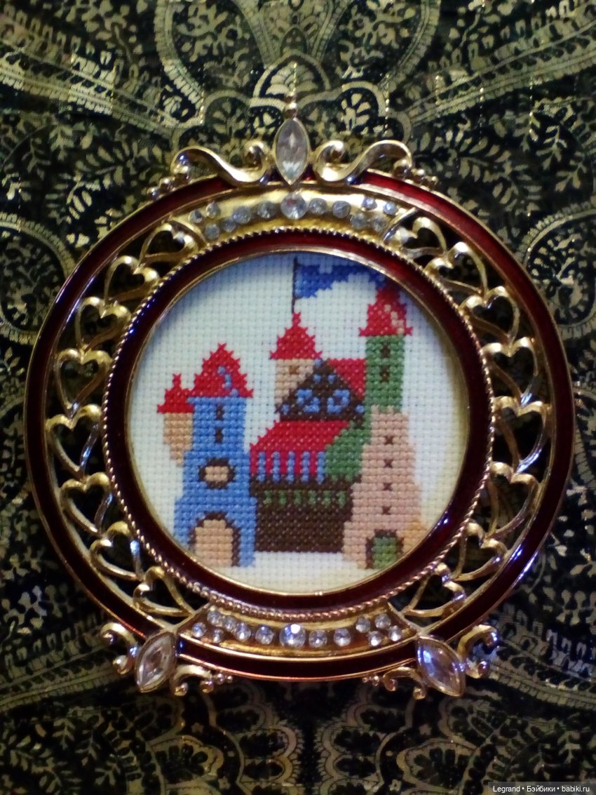 Герб Лурении — Куклы Bratz (Братц) и Moxie Girlz: MGA (фото 7)