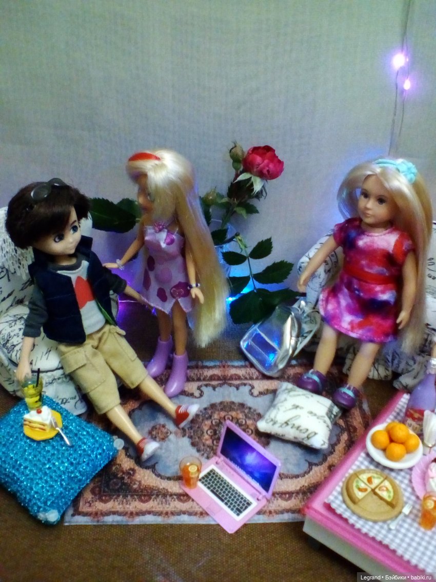 Они сами пишут свои истории: вечеринка для Элли. Часть вторая