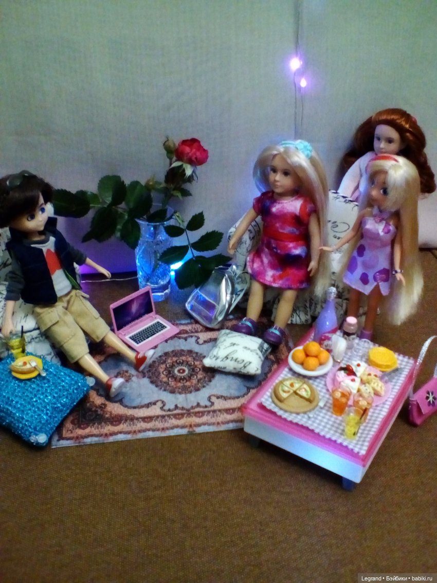 Они сами пишут свои истории: вечеринка для Элли. Часть вторая