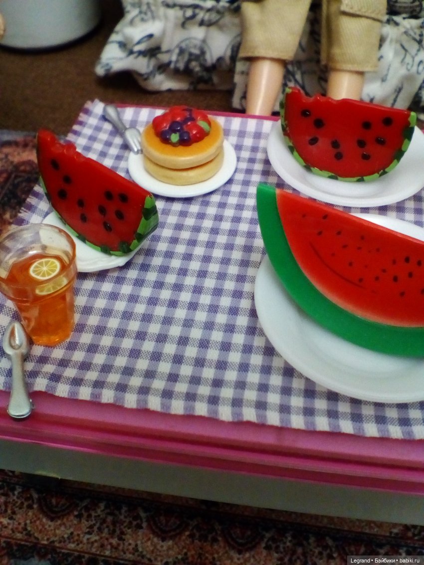 Они сами пишут свои истории: 3 августа - Всемирный день арбуза | Бэйбики Они сами пишут свои истории: 3 августа - Всемирный день арбуза