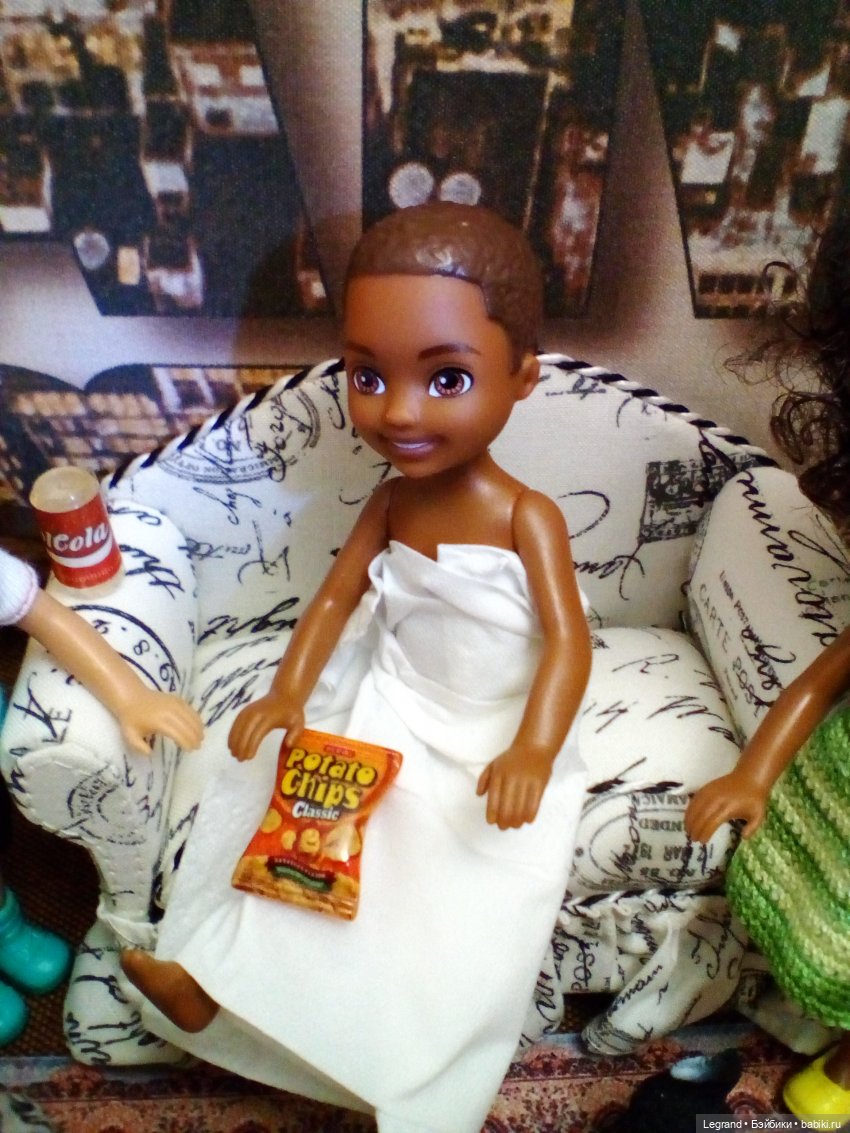 Маленькие луренцы: Коди рассказывает друзьям о прогулке (фото 3)