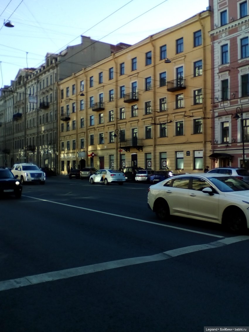 Петербург. Ул.Фурштатская. Мозаичный дворик. Улоф, Милош и Лукум (фото 9)