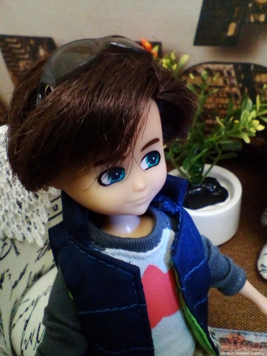 Маленькие луренцы: Астрид и Джемма