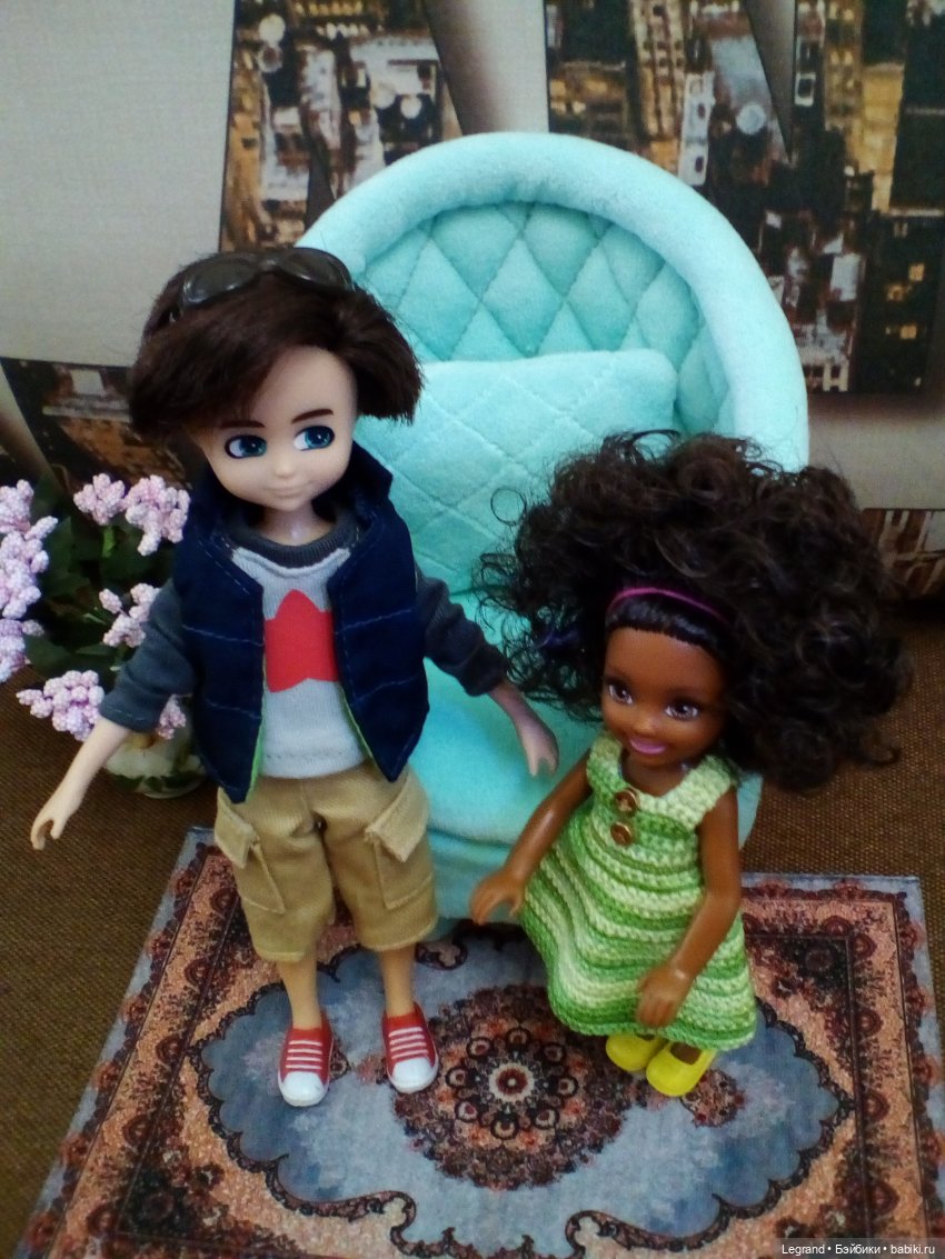 Маленькие луренцы: Астрид и Джемма