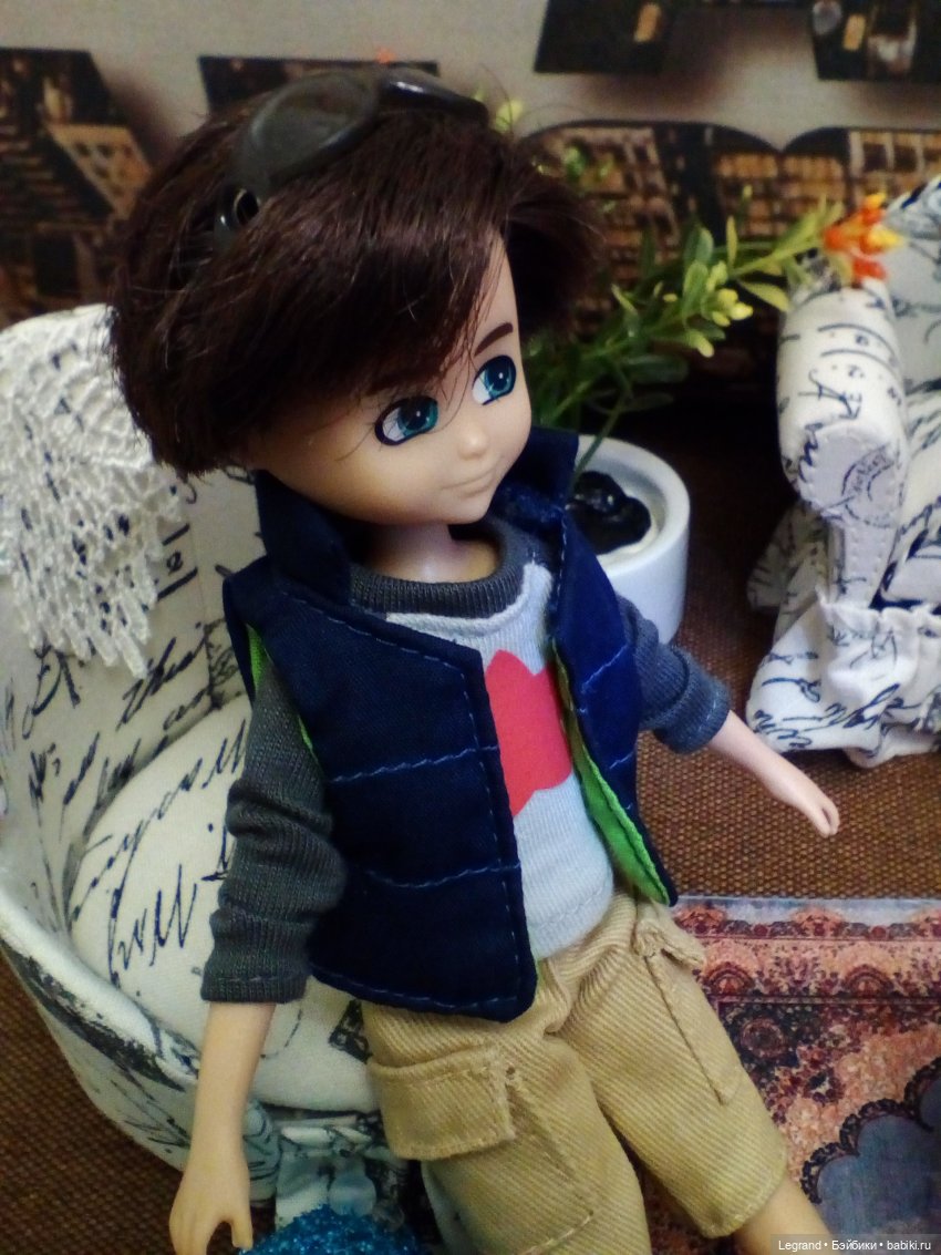 Маленькие луренцы: Астрид и Джемма