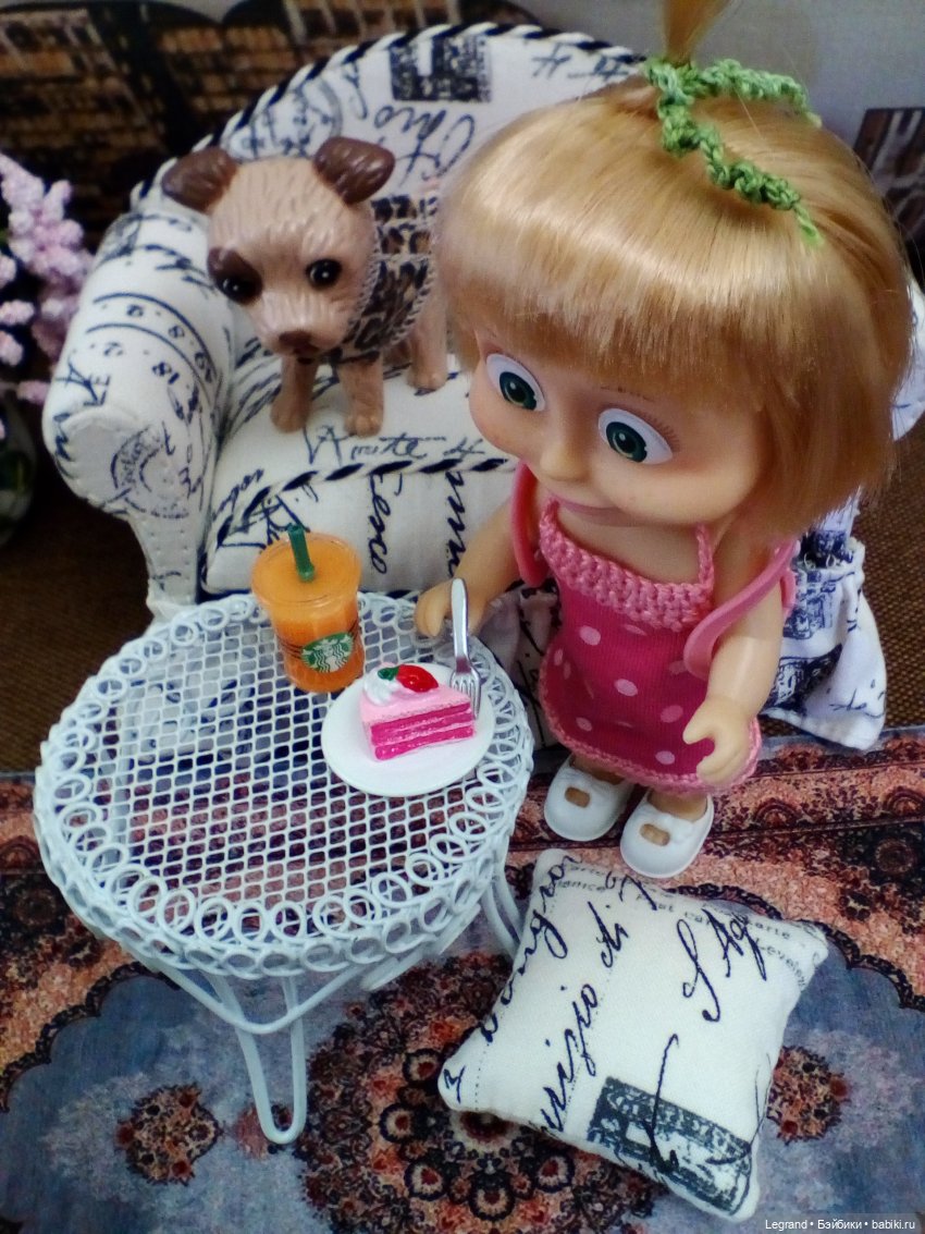 Утро Лизы — Куклы Маша и Медведь (Simba): Маша в кармашке