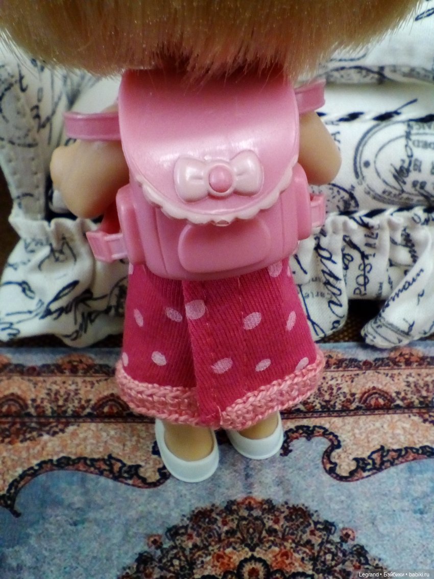 Утро Лизы — Куклы Маша и Медведь (Simba): Маша в кармашке (фото 4)