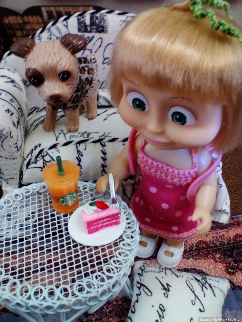 Утро Лизы — Куклы Маша и Медведь (Simba): Маша в кармашке