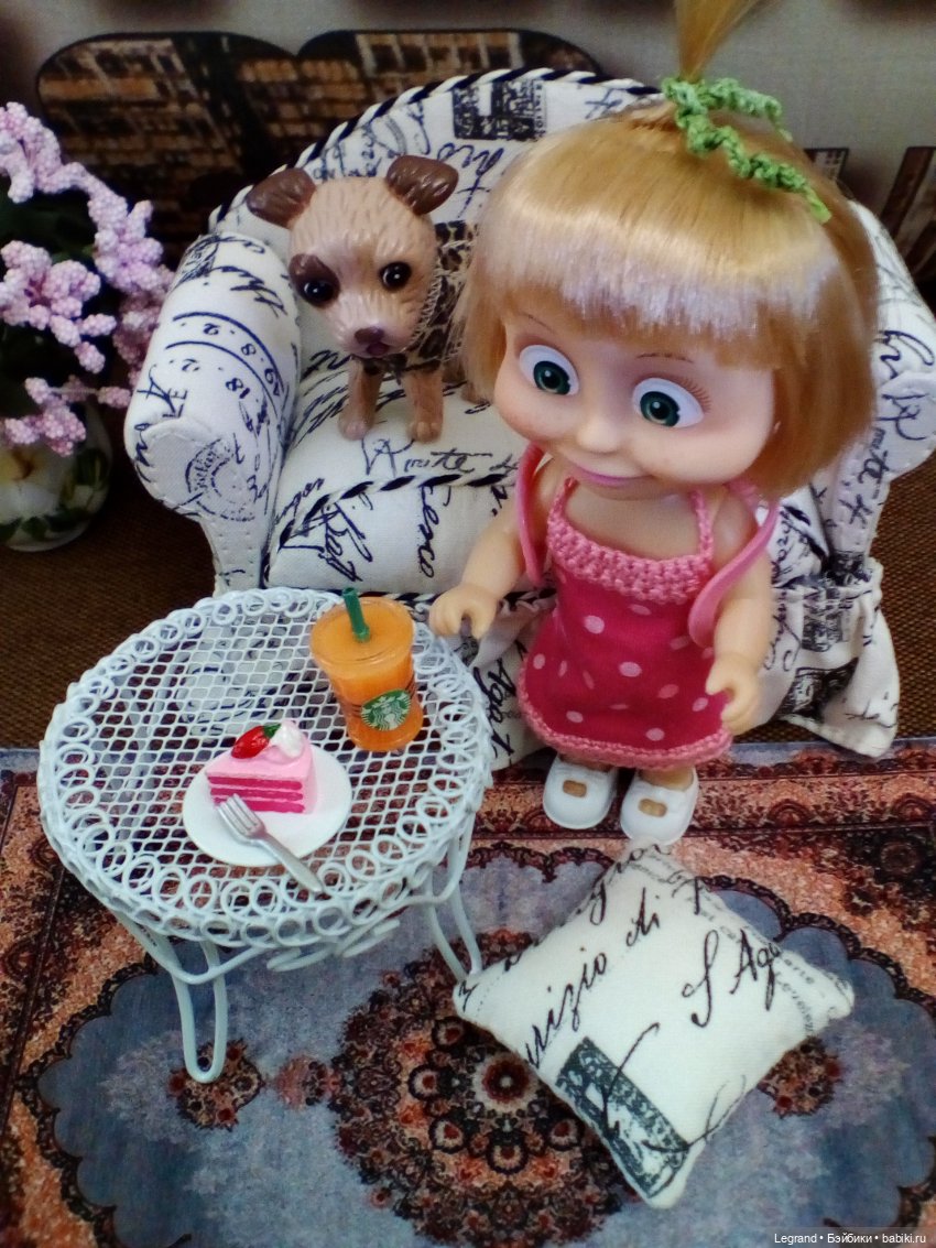 Утро Лизы — Куклы Маша и Медведь (Simba): Маша в кармашке (фото 8)