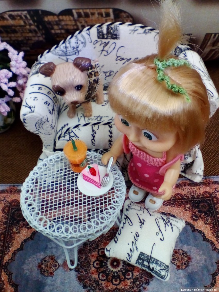 Утро Лизы — Куклы Маша и Медведь (Simba): Маша в кармашке