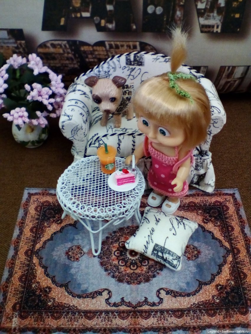 Утро Лизы — Куклы Маша и Медведь (Simba): Маша в кармашке