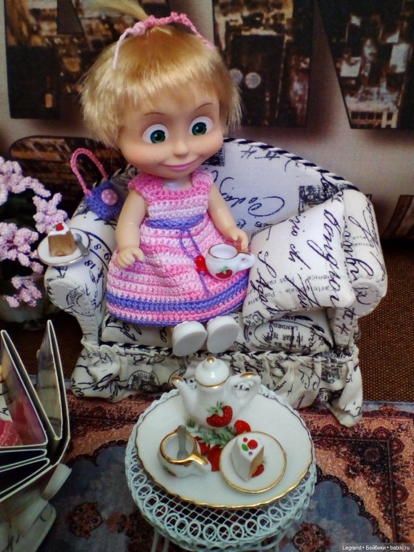 Жу-Жу и Лиза: за книжкой и чаем