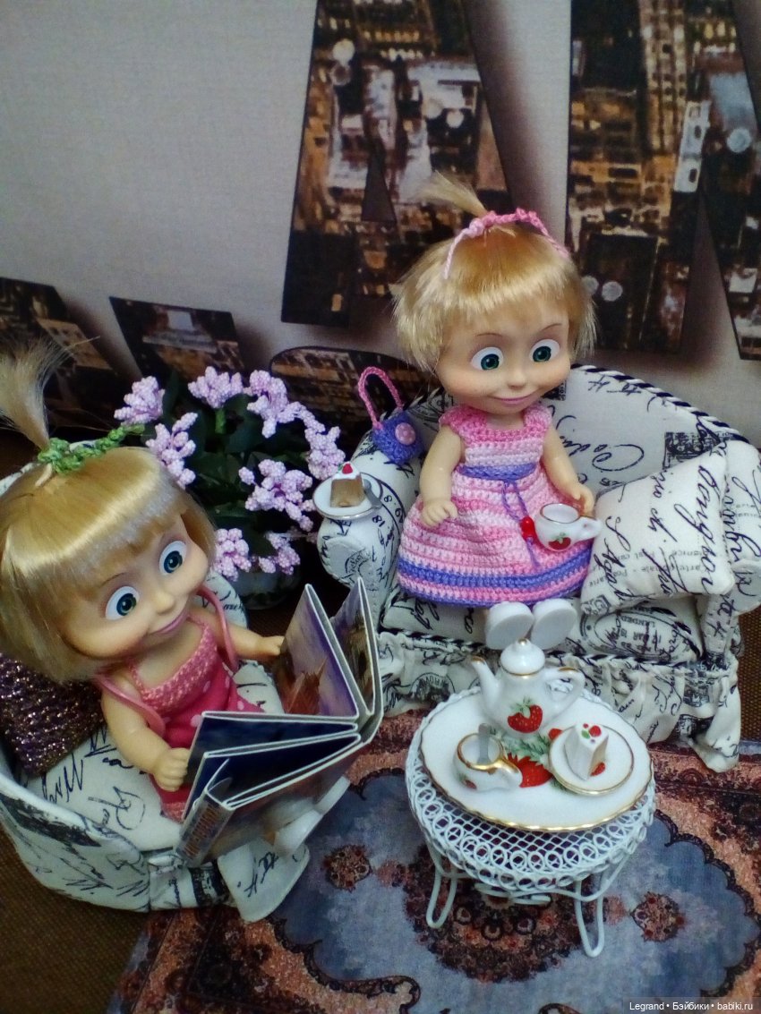 Жу-Жу и Лиза: за книжкой и чаем