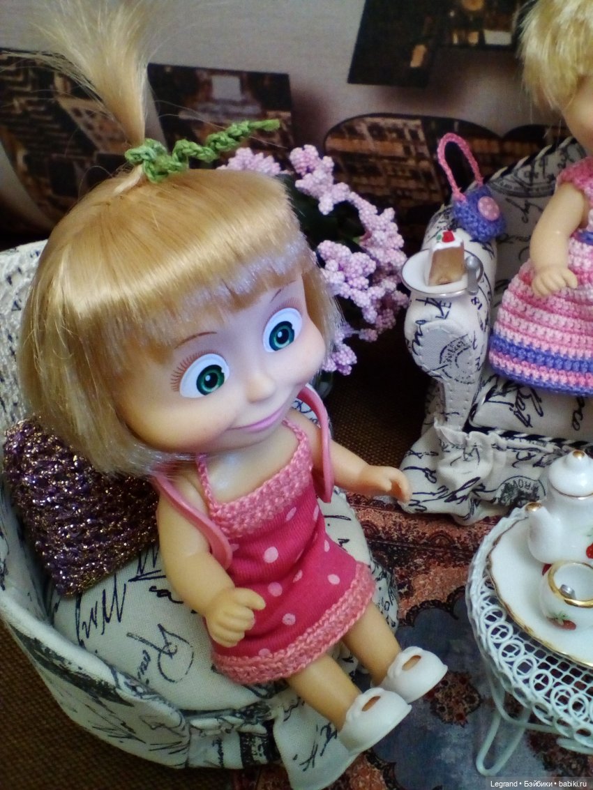 Жу-Жу и Лиза: за книжкой и чаем