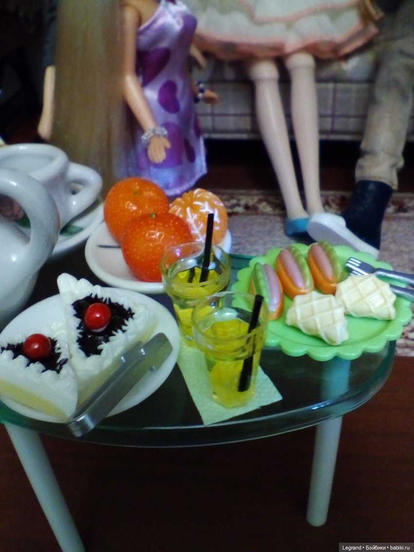 Они сами пишут свои истории: Козетта. Примерка платья (фото 4)