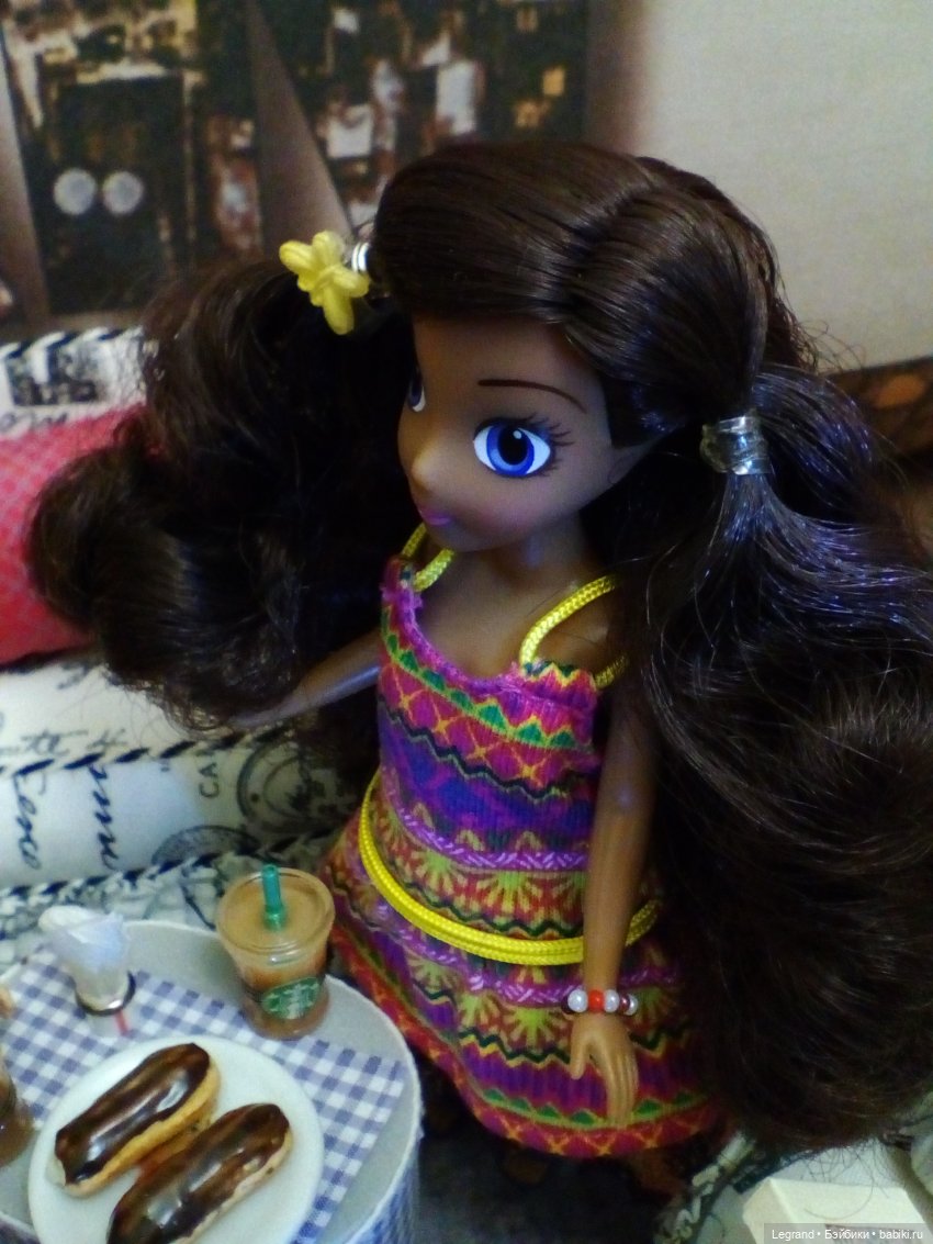 Они сами пишут свои истории: Жан-Поль и Козетта. Вечер. Эклеры