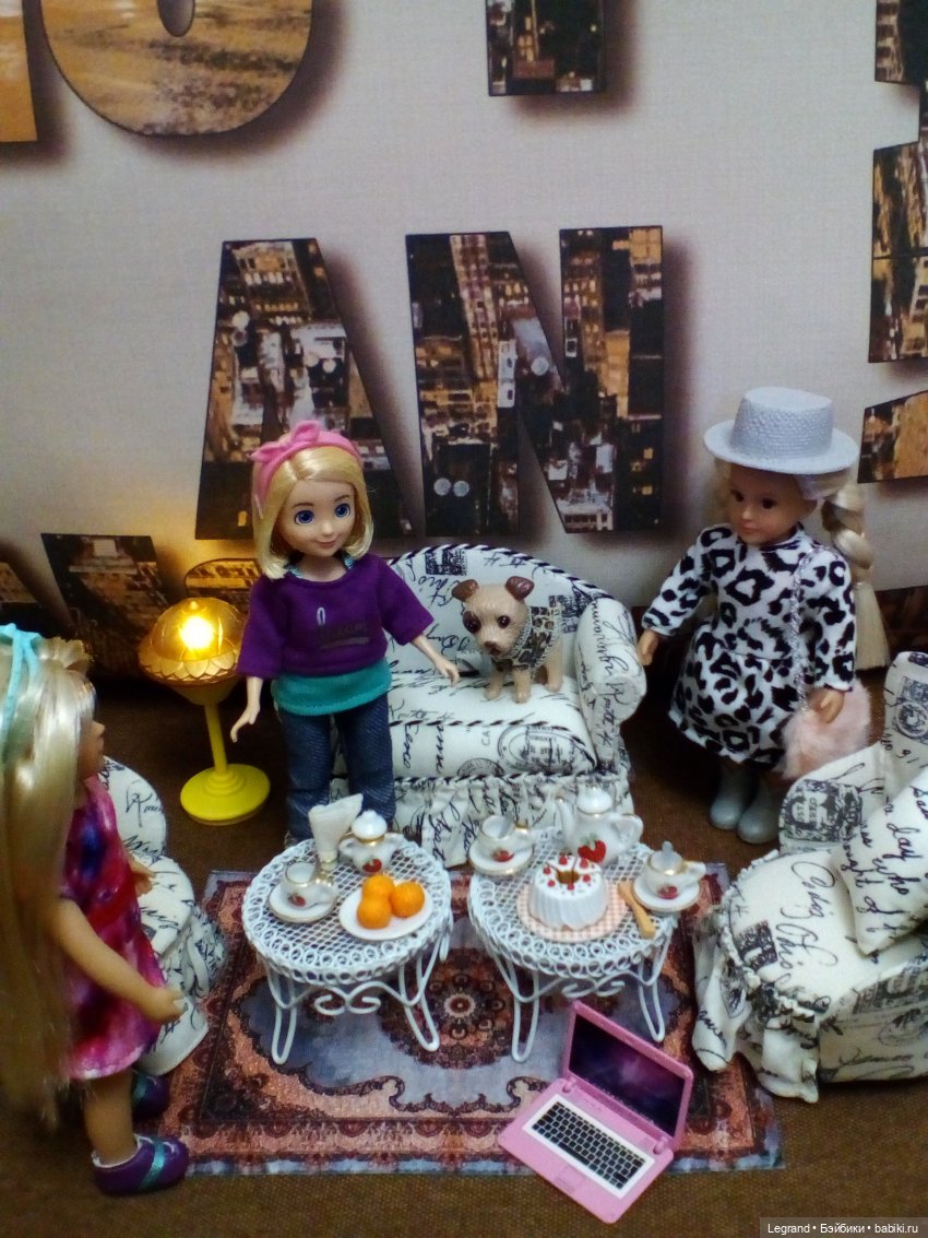 Новенькая. Вечеринка для девочек. Часть первая | Бэйбики Новенькая. Вечеринка для девочек. Часть первая (фото 6)