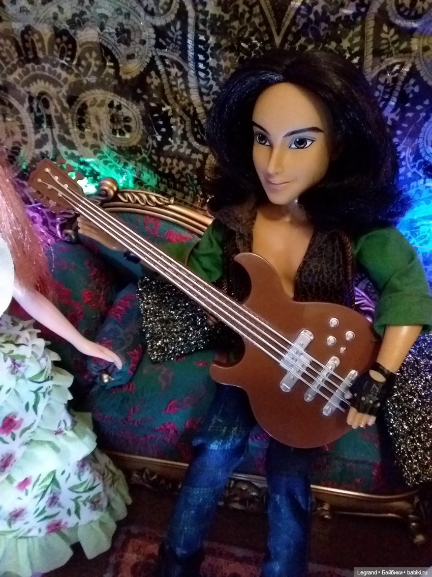 Хандан в новой кофточке — Мини