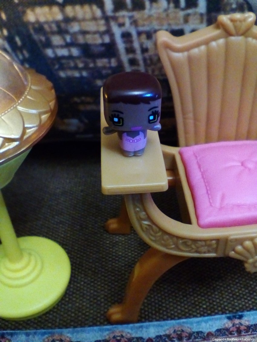 Они сами пишут свои истории: Тахмина. Уютный вечер