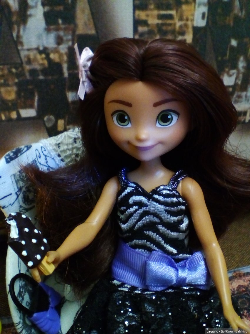 Тахмина в новом платье, девочки Lori и импровизированная "кукловстреча" | Бэйбики Тахмина в новом платье, девочки Lori и импровизированная "кукловстреча"