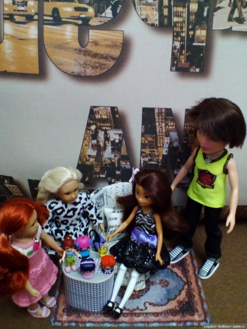 Тахмина в новом платье, девочки Lori и импровизированная "кукловстреча" | Бэйбики Тахмина в новом платье, девочки Lori и импровизированная "кукловстреча"