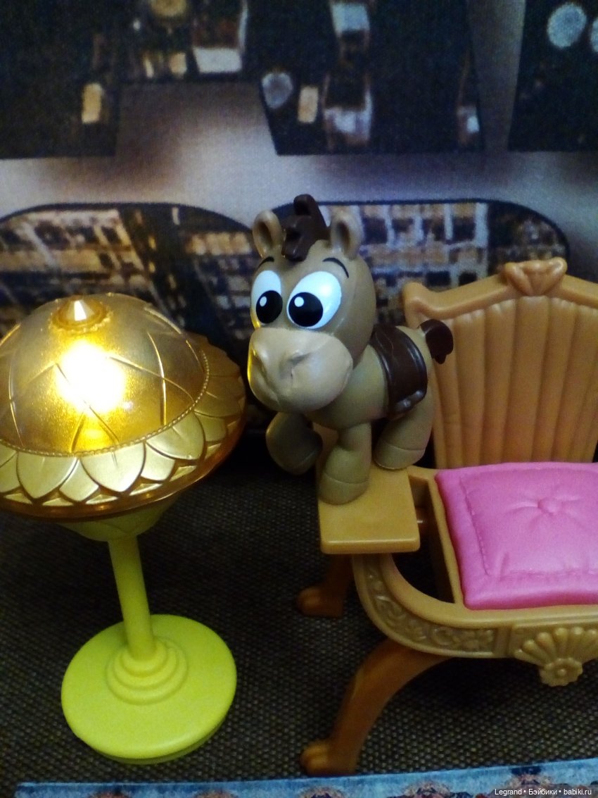 Они сами пишут свои истории: Тахмина. Уютный вечер