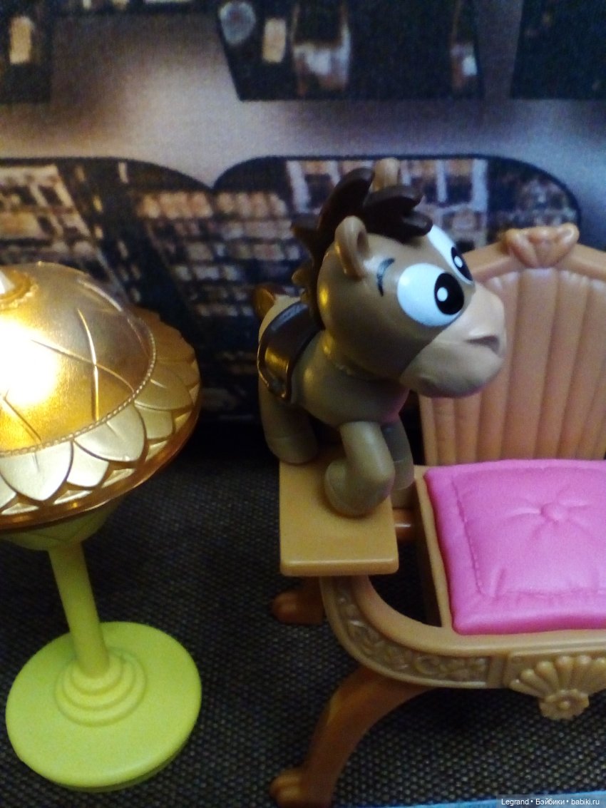 Они сами пишут свои истории: Тахмина. Уютный вечер