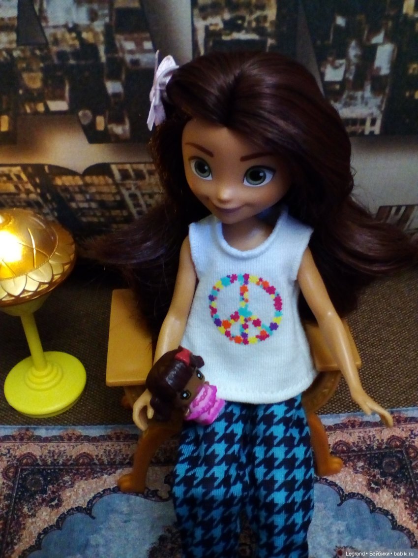 Они сами пишут свои истории: Тахмина. Уютный вечер