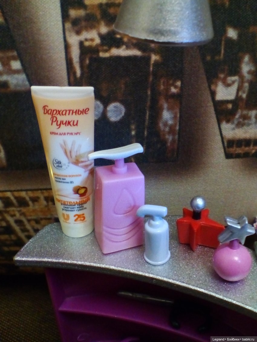 Они сами пишут свои истории: урок красоты от Айсис