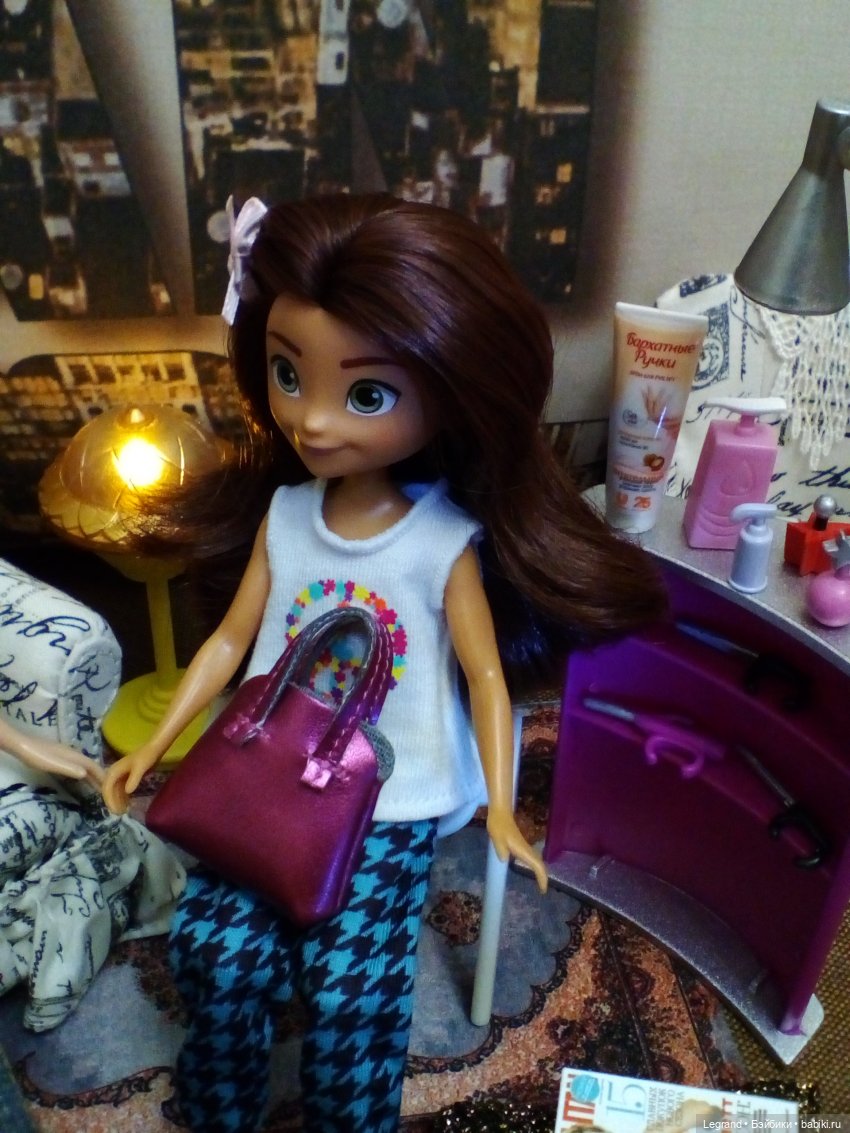 Они сами пишут свои истории: урок красоты от Айсис