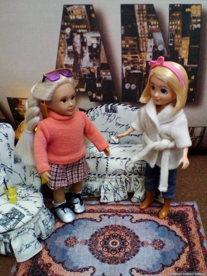 Девочки в новых образах: Кира, Ангела (Lori) и Гюльфем