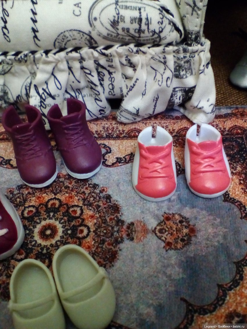 Они сами пишут свои истории. Кира и Гюльфем: туфли и мальчики | Бэйбики Они сами пишут свои истории. Кира и Гюльфем: туфли и мальчики