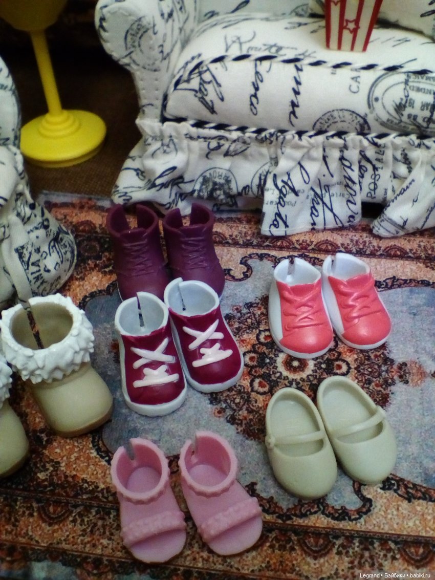 Они сами пишут свои истории. Кира и Гюльфем: туфли и мальчики | Бэйбики Они сами пишут свои истории. Кира и Гюльфем: туфли и мальчики (фото 2)