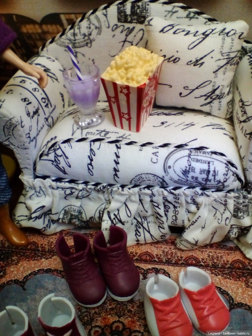 Они сами пишут свои истории. Кира и Гюльфем: туфли и мальчики | Бэйбики Они сами пишут свои истории. Кира и Гюльфем: туфли и мальчики (фото 8)