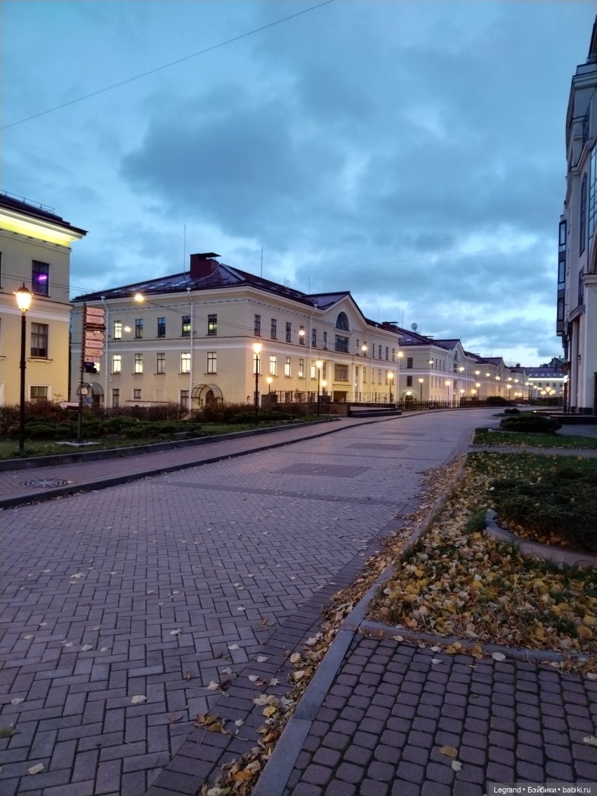 Петербург. Парадный квартал. Джесур и осень