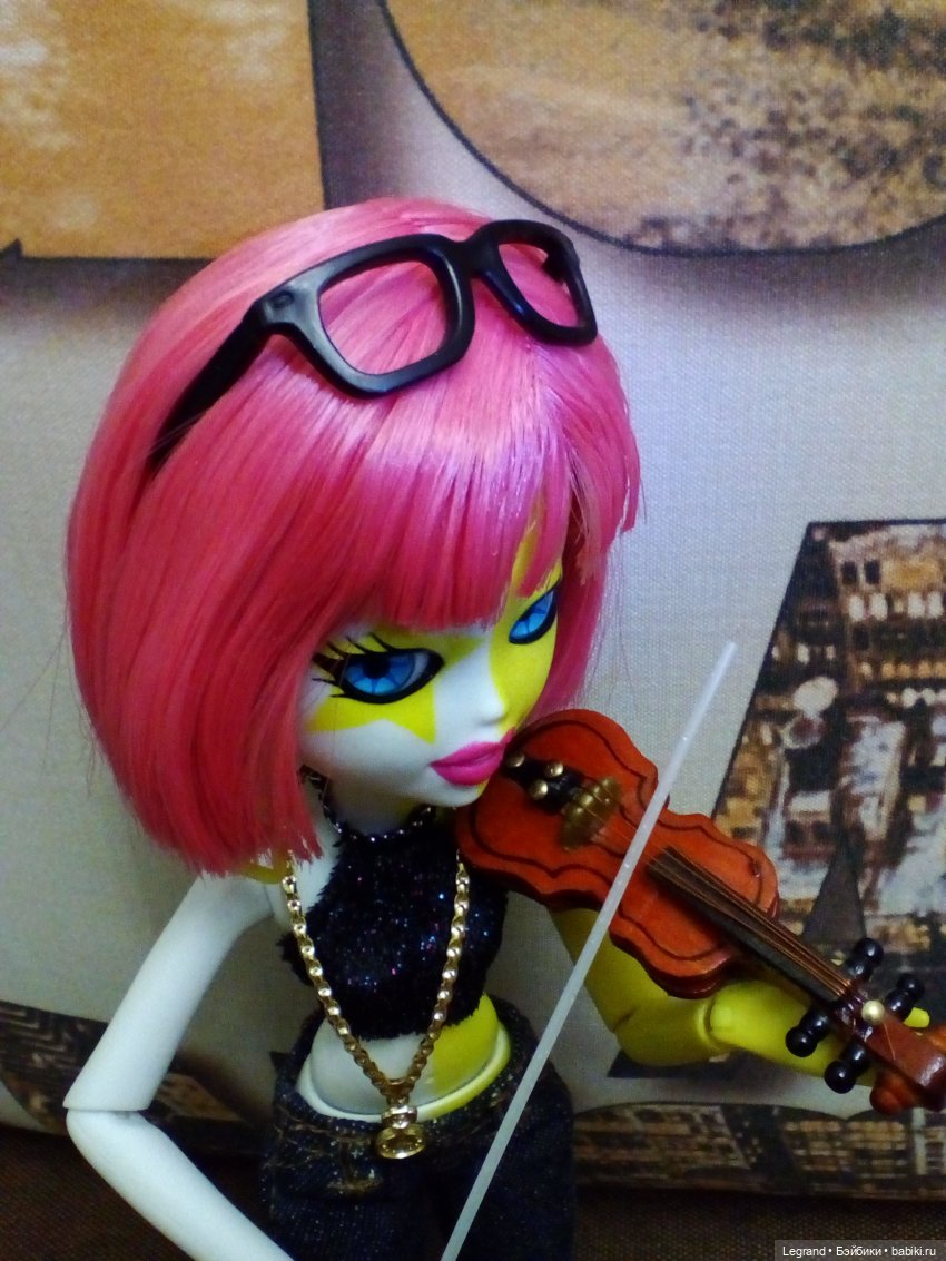 Эрмелин на репетиции — Куклы Bratz (Братц) и Moxie Girlz: MGA