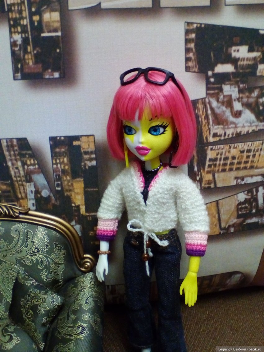 Эрмелин в новой кофточке — Куклы Bratz (Братц) и Moxie Girlz: MGA