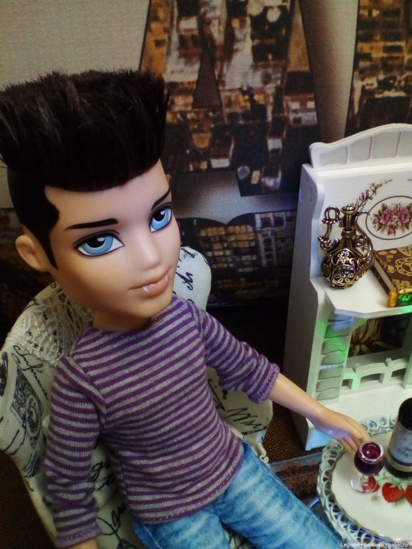 Поздний ноябрь. Период безвременья... Стихи Лестата