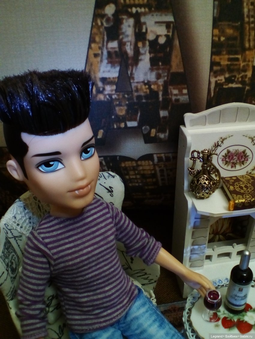 Поздний ноябрь. Период безвременья... Стихи Лестата