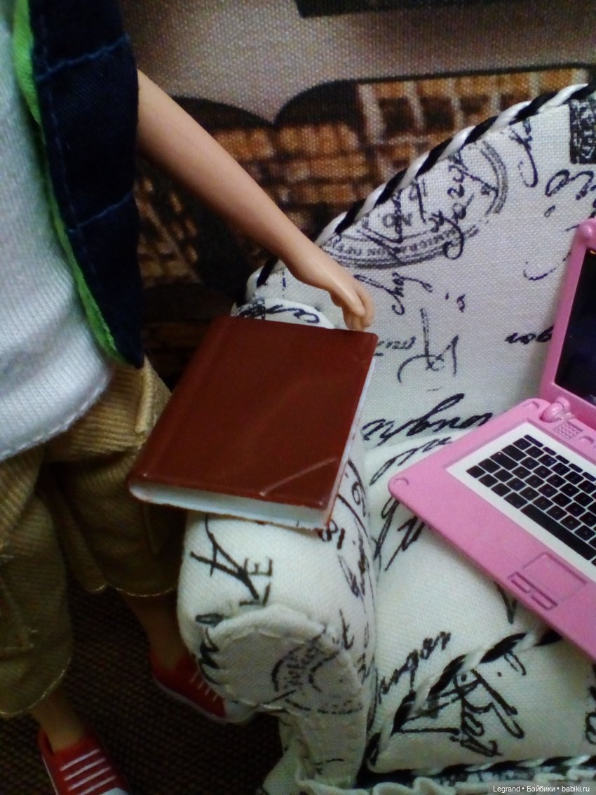 Они сами пишут свои истории: Гюльфем и Жан-Поль. Çok uzaklarda (Очень далеко) | Бэйбики Они сами пишут свои истории: Гюльфем и Жан-Поль. Çok uzaklarda (Очень далеко) (фото 9)