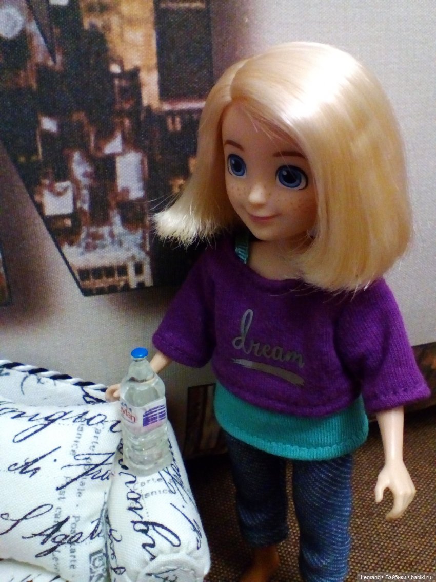 Они сами пишут свои истории: Гюльфем и Жан-Поль. Çok uzaklarda (Очень далеко) | Бэйбики Они сами пишут свои истории: Гюльфем и Жан-Поль. Çok uzaklarda (Очень далеко)