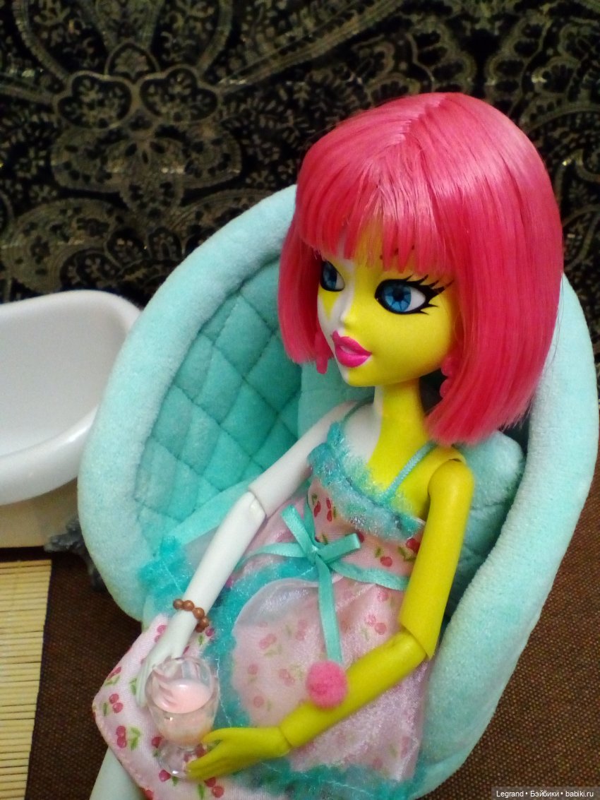 День ванной вечеринки. Эрмелин