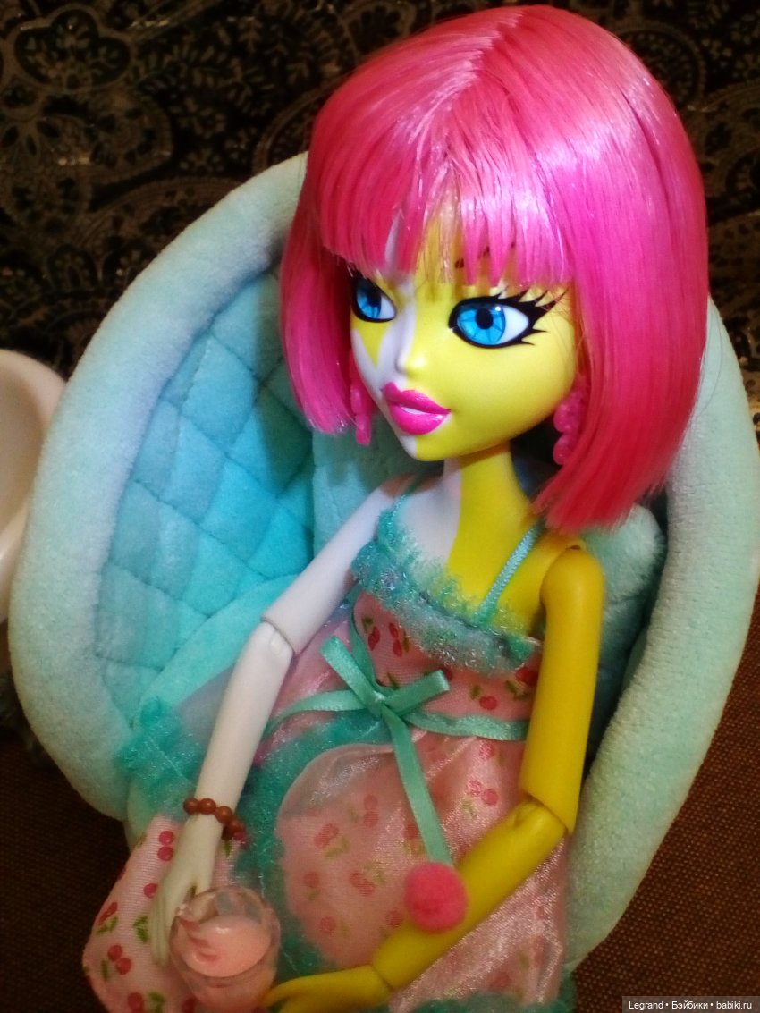 День ванной вечеринки. Эрмелин