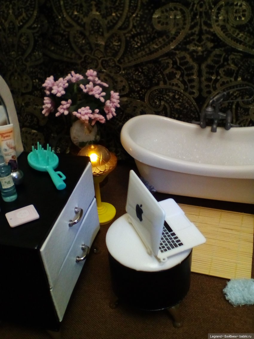 День ванной вечеринки. Эрмелин