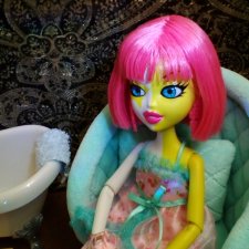 День ванной вечеринки. Эрмелин